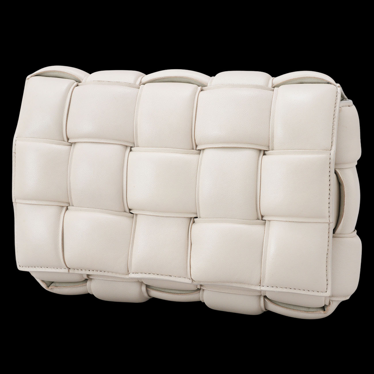 BOTTEGA VENETA(USED)보테가베네타 패딩 카세트백